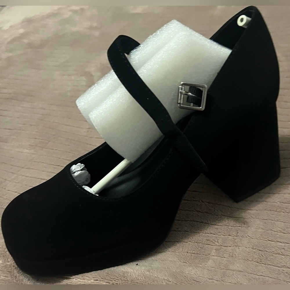 Black block Mary Jane shoes new